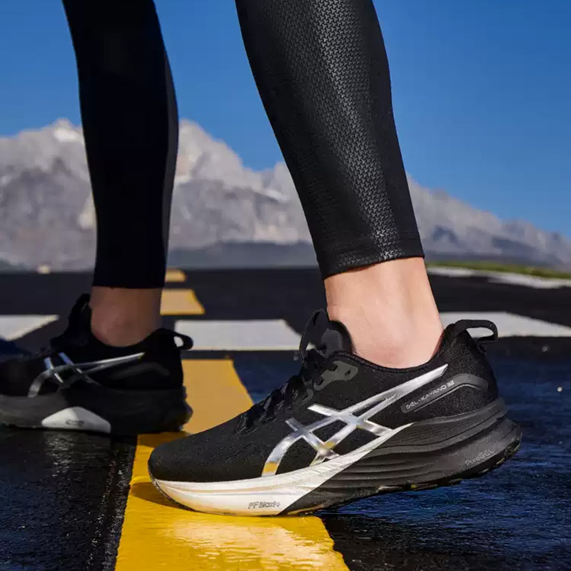 Asics  Men GEL-KAYANO 32 Black - огляд і ціна Running Gear Asics