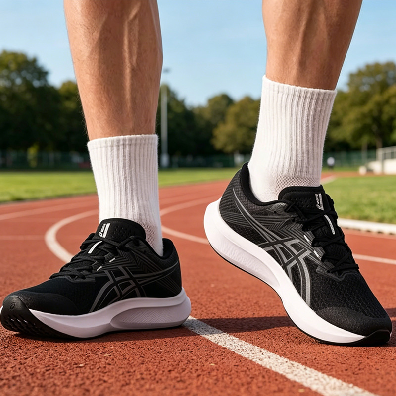 Asics HYPER SPEED 5 1011C084-0 - огляд і ціна Running Gear Asics